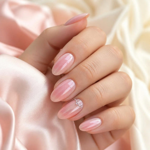 Manucure Fraise Chantilly